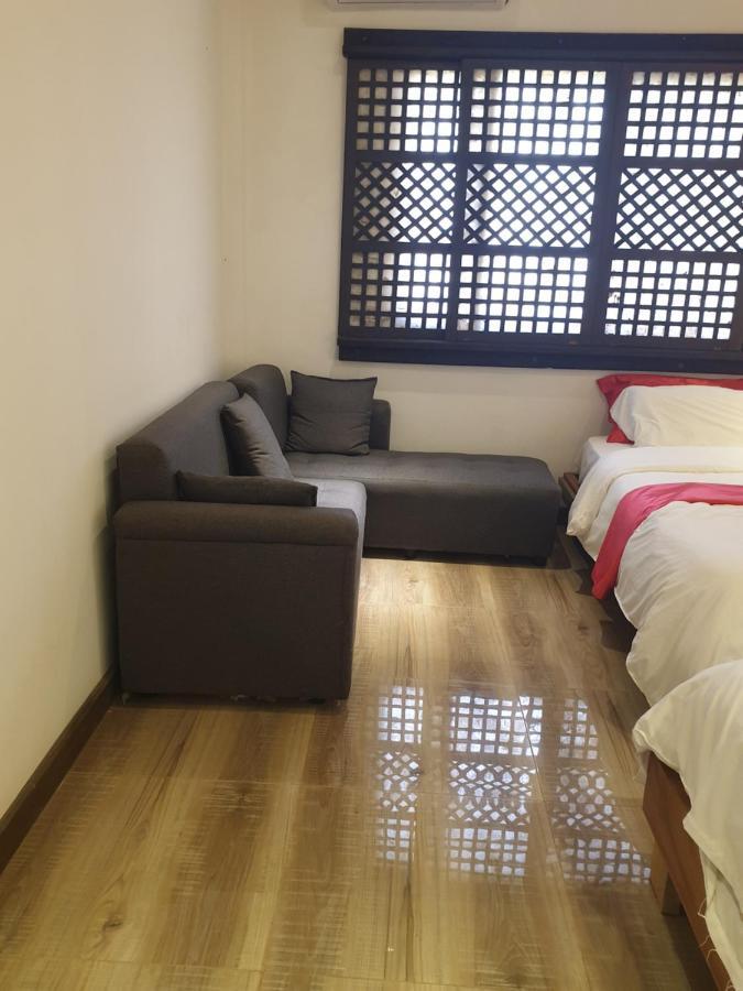 Miley Lodging Restobar New Busuanga Ngoại thất bức ảnh