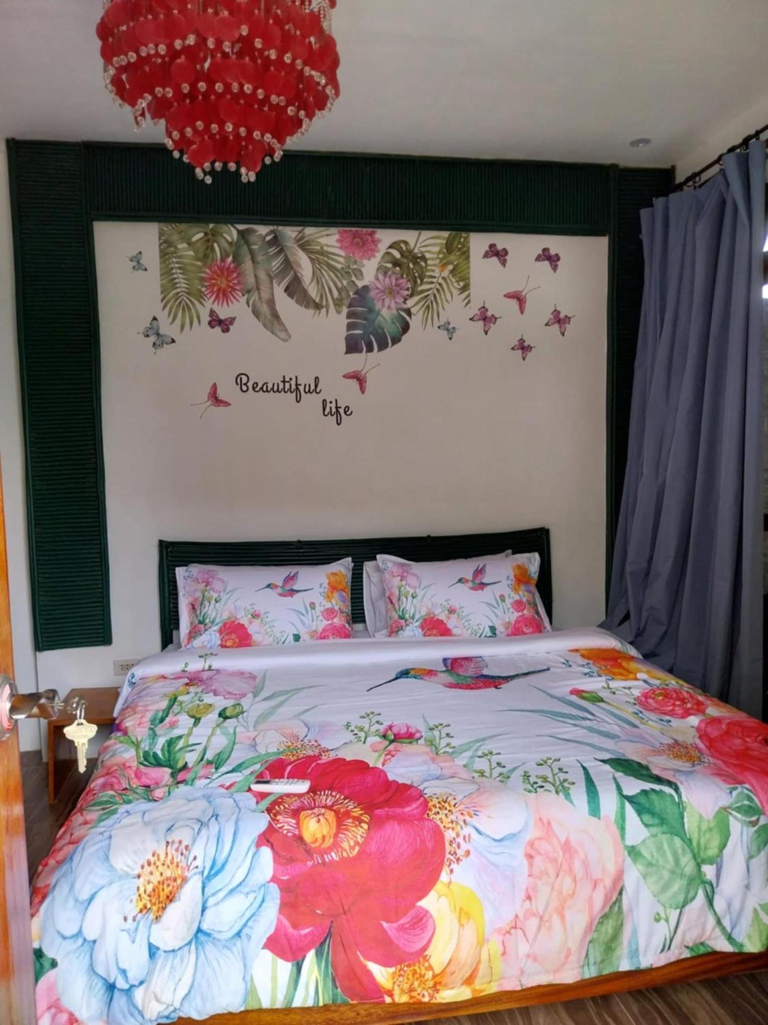 Miley Lodging Restobar New Busuanga Ngoại thất bức ảnh