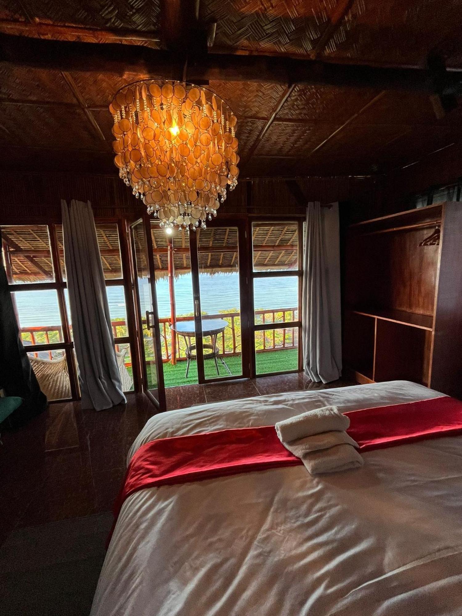 Miley Lodging Restobar New Busuanga Ngoại thất bức ảnh